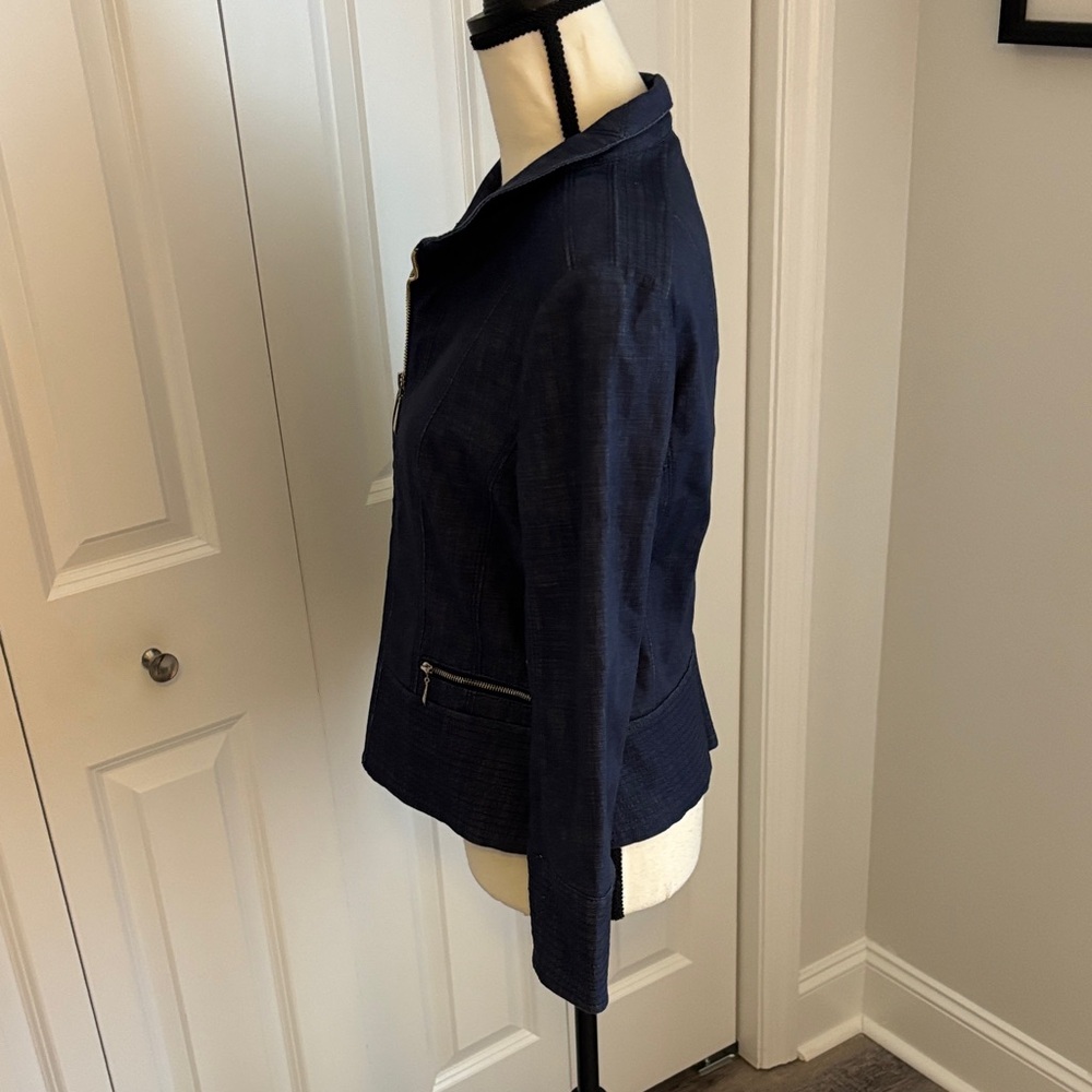 WHBM Women's Denim Jacket NWOT - Picture 4 of 6